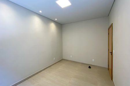 Casa à venda com 420m², 5 quartos e 7 vagas Casa à venda com 420m², 5 quartos e 7 vagasQuarto