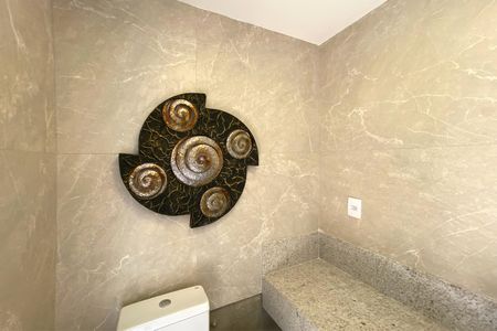 Casa à venda com 420m², 5 quartos e 7 vagas Casa à venda com 420m², 5 quartos e 7 vagasLavabo externo