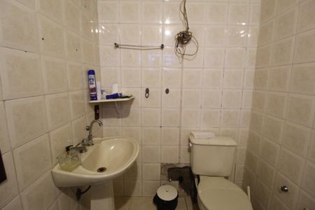 Casa à venda com 100m², 3 quartos e 2 vagasBanheiro da Suíte 1