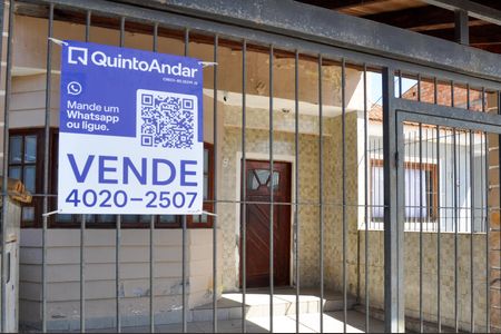 Casa à venda com 146m², 3 quartos e 2 vagas Casa à venda com 146m², 3 quartos e 2 vagasPlaquinha