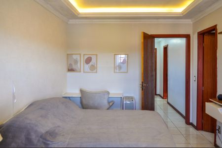 Casa à venda com 146m², 3 quartos e 2 vagas Casa à venda com 146m², 3 quartos e 2 vagasSuite