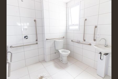 Apartamento para alugar com 41m², 2 quartos e sem vagaBanheiro
