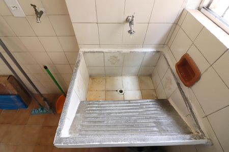 Apartamento para alugar com 67m², 2 quartos e 1 vagaÁrea de Serviço