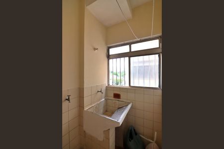 Apartamento para alugar com 67m², 2 quartos e 1 vagaÁrea de Serviço