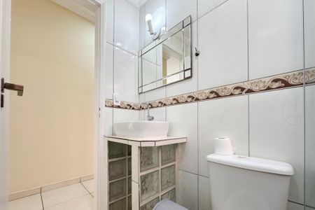 Apartamento para alugar com 67m², 2 quartos e 1 vaga Apartamento para alugar com 67m², 2 quartos e 1 vagaBanheiro Social