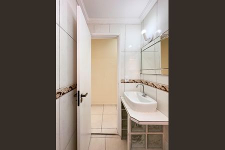 Apartamento para alugar com 67m², 2 quartos e 1 vaga Apartamento para alugar com 67m², 2 quartos e 1 vagaBanheiro Social