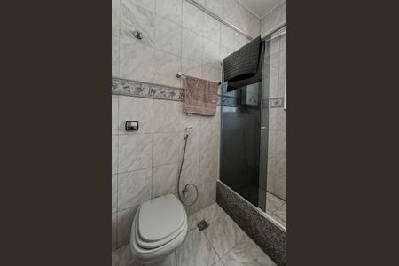 Apartamento para alugar com 80m², 3 quartos e sem vagaBanheiro social 