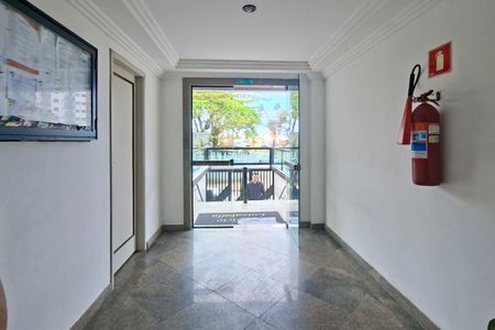 Apartamento para alugar com 45m², 1 quarto e 1 vagaHall de entrada