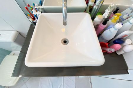 Apartamento à venda com 69m², 2 quartos e 2 vagasBanheiro Social