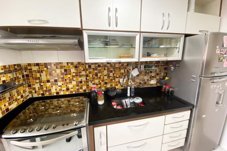 Apartamento à venda com 69m², 2 quartos e 2 vagasCozinha