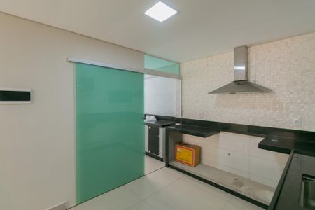 Apartamento à venda com 80m², 3 quartos e 1 vaga Apartamento à venda com 80m², 3 quartos e 1 vagaCozinha