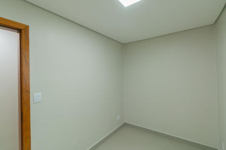 Apartamento à venda com 80m², 3 quartos e 1 vaga Apartamento à venda com 80m², 3 quartos e 1 vagaQuarto 2