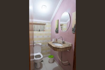 Casa para alugar com 204m², 4 quartos e 2 vagasLavabo