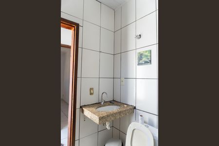 Casa para alugar com 204m², 4 quartos e 2 vagasBanheiro Social