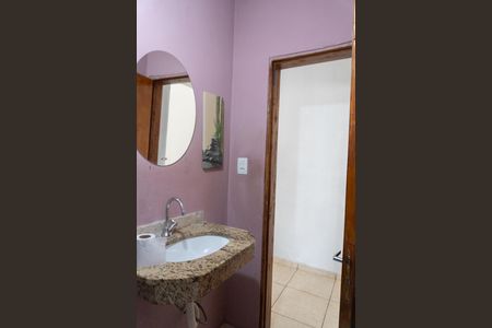 Casa para alugar com 204m², 4 quartos e 2 vagasLavabo