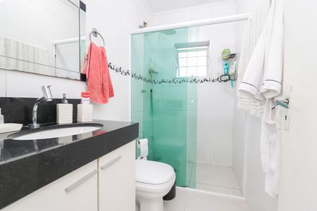 Casa à venda com 82m², 2 quartos e 2 vagas Casa à venda com 82m², 2 quartos e 2 vagasBanheiro