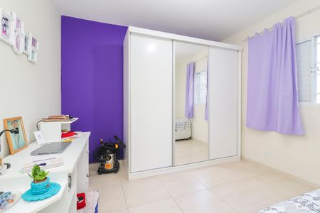 Casa à venda com 82m², 2 quartos e 2 vagas Casa à venda com 82m², 2 quartos e 2 vagasQuarto 2