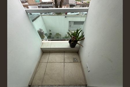 Apartamento para alugar com 64m², 2 quartos e 1 vaga Apartamento para alugar com 64m², 2 quartos e 1 vagaSacada da Suíte