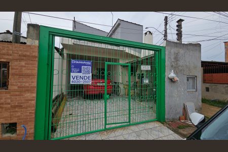 Casa para alugar com 250m², 3 quartos e 2 vagasFachada