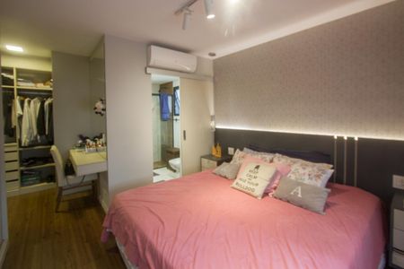 Apartamento à venda com 150m², 3 quartos e 2 vagasSuíte 1