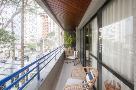 Apartamento à venda com 150m², 3 quartos e 2 vagasSacada