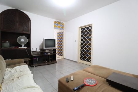 Sala de casa para alugar com 4 quartos, 500m² em Osvaldo Rezende, Uberlândia