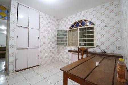 Casa para alugar com 500m², 4 quartos e 4 vagasCozinha