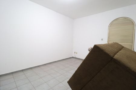 Sala de casa para alugar com 4 quartos, 500m² em Osvaldo Rezende, Uberlândia