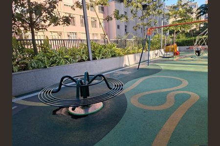 Apartamento à venda com 74m², 2 quartos e 1 vagaFoto 01