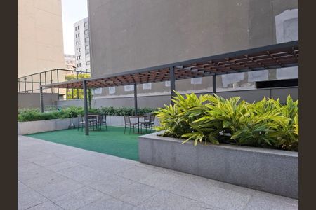 Apartamento à venda com 74m², 2 quartos e 1 vagaFoto 01