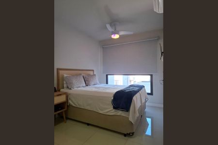 Apartamento à venda com 74m², 2 quartos e 1 vagaFoto 01