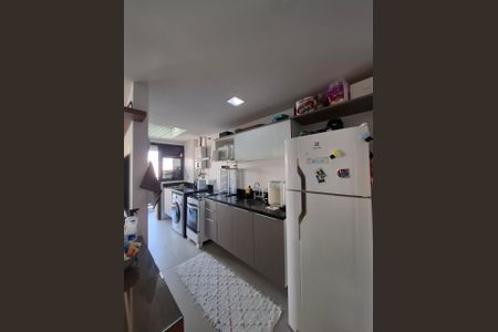 Apartamento à venda com 74m², 2 quartos e 1 vagaFoto 01