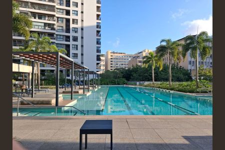 Apartamento à venda com 74m², 2 quartos e 1 vagaFoto 01