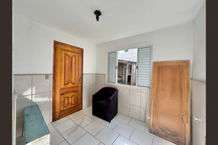 Apartamento para alugar com 80m², 2 quartos e 1 vagaÁrea de Serviço