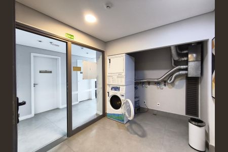 Studio para alugar com 50m², 1 quarto e sem vaga Studio para alugar com 50m², 1 quarto e sem vagaLavanderia