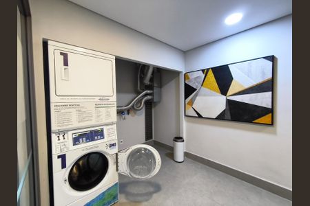 Studio para alugar com 50m², 1 quarto e sem vaga Studio para alugar com 50m², 1 quarto e sem vagaLavanderia