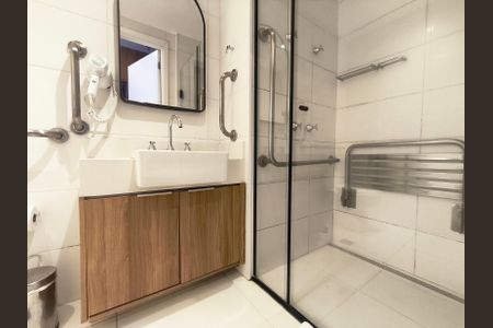 Studio para alugar com 50m², 1 quarto e sem vaga Studio para alugar com 50m², 1 quarto e sem vagaBanheiro