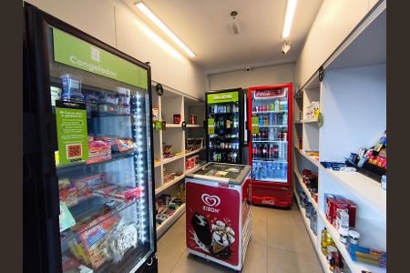 Studio para alugar com 50m², 1 quarto e sem vaga Studio para alugar com 50m², 1 quarto e sem vagaMini mercado