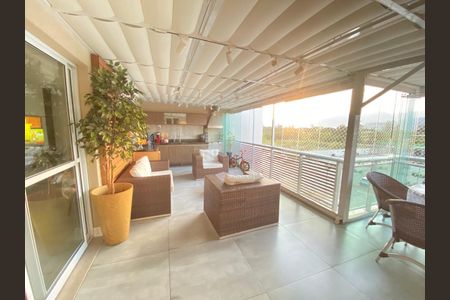 Apartamento à venda com 150m², 3 quartos e 2 vagasÁrea Externa