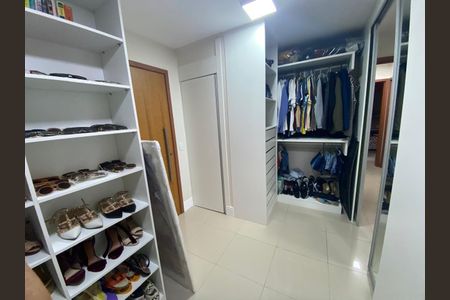 Apartamento à venda com 150m², 3 quartos e 2 vagasQuarto 2