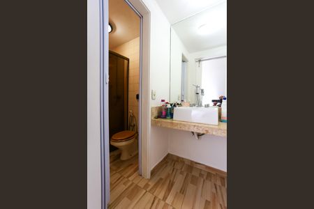 Apartamento para alugar com 69m², 2 quartos e 1 vaga Apartamento para alugar com 69m², 2 quartos e 1 vagaBanheiro