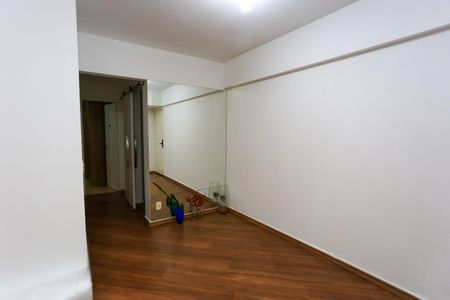 Apartamento para alugar com 69m², 2 quartos e 1 vaga Apartamento para alugar com 69m², 2 quartos e 1 vagaSala