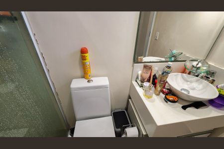 Casa de condomínio à venda com 110m², 3 quartos e 2 vagasBanheiro da Suíte