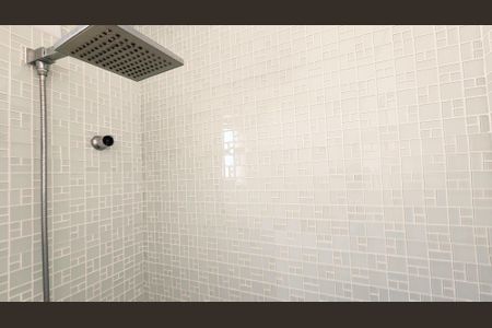 Casa de condomínio à venda com 110m², 3 quartos e 2 vagasBanheiro