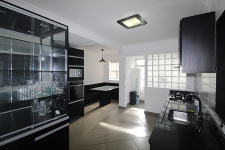 Apartamento à venda com 85m², 2 quartos e 1 vagaCozinha