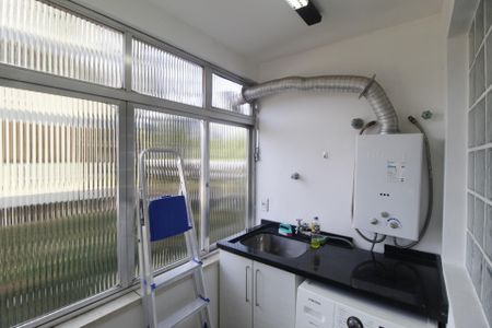 Apartamento à venda com 85m², 2 quartos e 1 vagaÁrea de Serviço