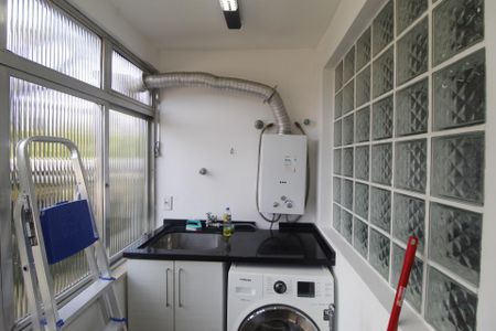 Apartamento à venda com 85m², 2 quartos e 1 vagaÁrea de Serviço