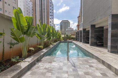 Apartamento à venda com 92m², 3 quartos e 2 vagas Apartamento à venda com 92m², 3 quartos e 2 vagasÁrea comum - Piscina