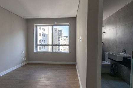 Apartamento à venda com 92m², 3 quartos e 2 vagas Apartamento à venda com 92m², 3 quartos e 2 vagasSuíte