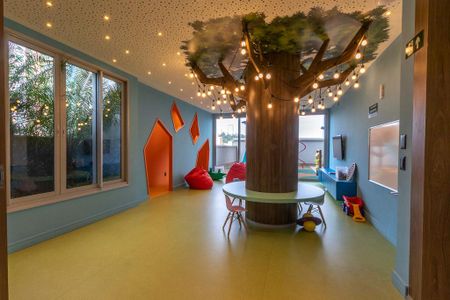 Apartamento à venda com 92m², 3 quartos e 2 vagas Apartamento à venda com 92m², 3 quartos e 2 vagasÁrea comum - Playground